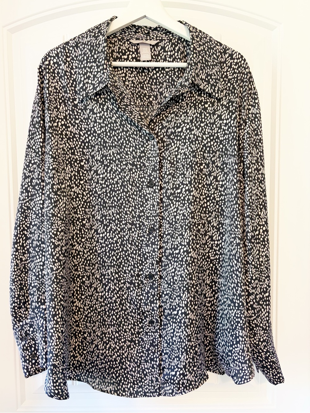 NEW I H&M Satin Button-Front Silky Blouse, Black & Cream